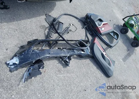 2025 BMW 3 Series 330I из США, поврежденный, VIN 3MW69CW06S8F01988